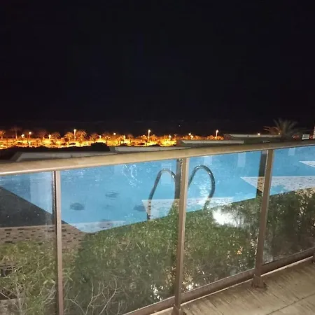 En Primera Linea Del Mar Apartment *