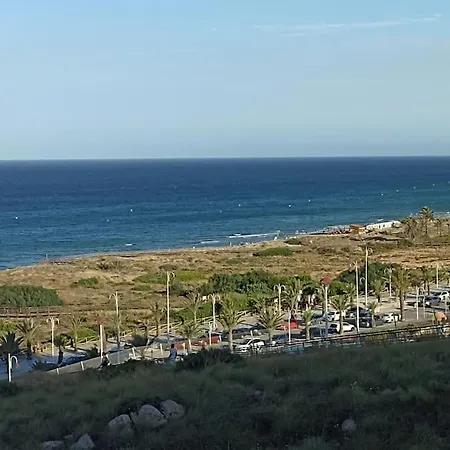 En Primera Linea Del Mar Apartment Arenales del Sol