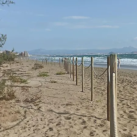 Apartment En Primera Linea Del Mar Arenales del Sol