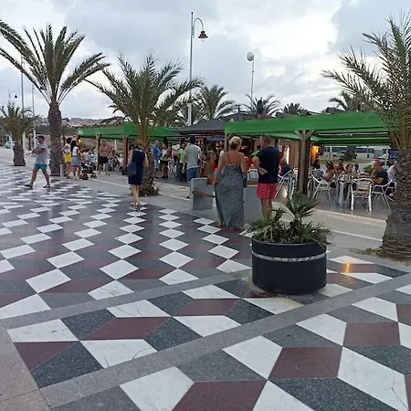 En Primera Linea Del Mar Apartment Arenales del Sol