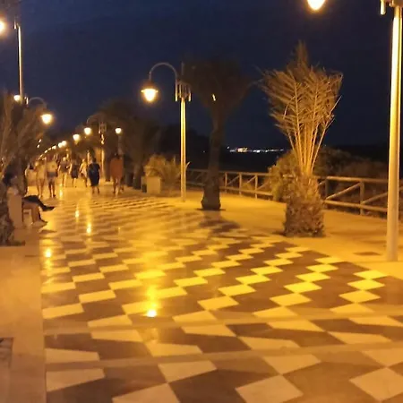 En Primera Linea Del Mar *